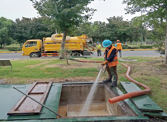 尉犁化油池清理